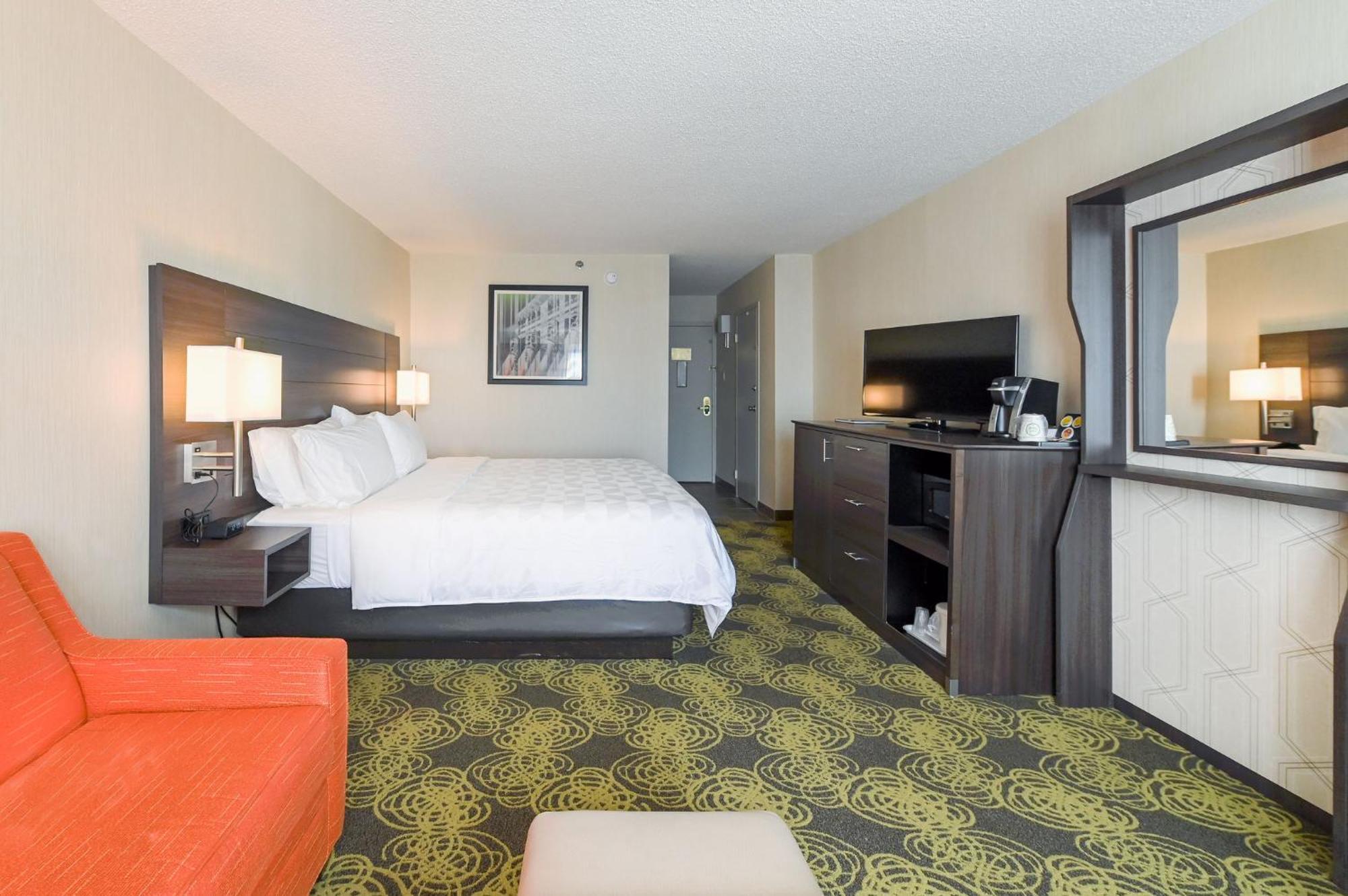 Area By Ihg Charlottesville