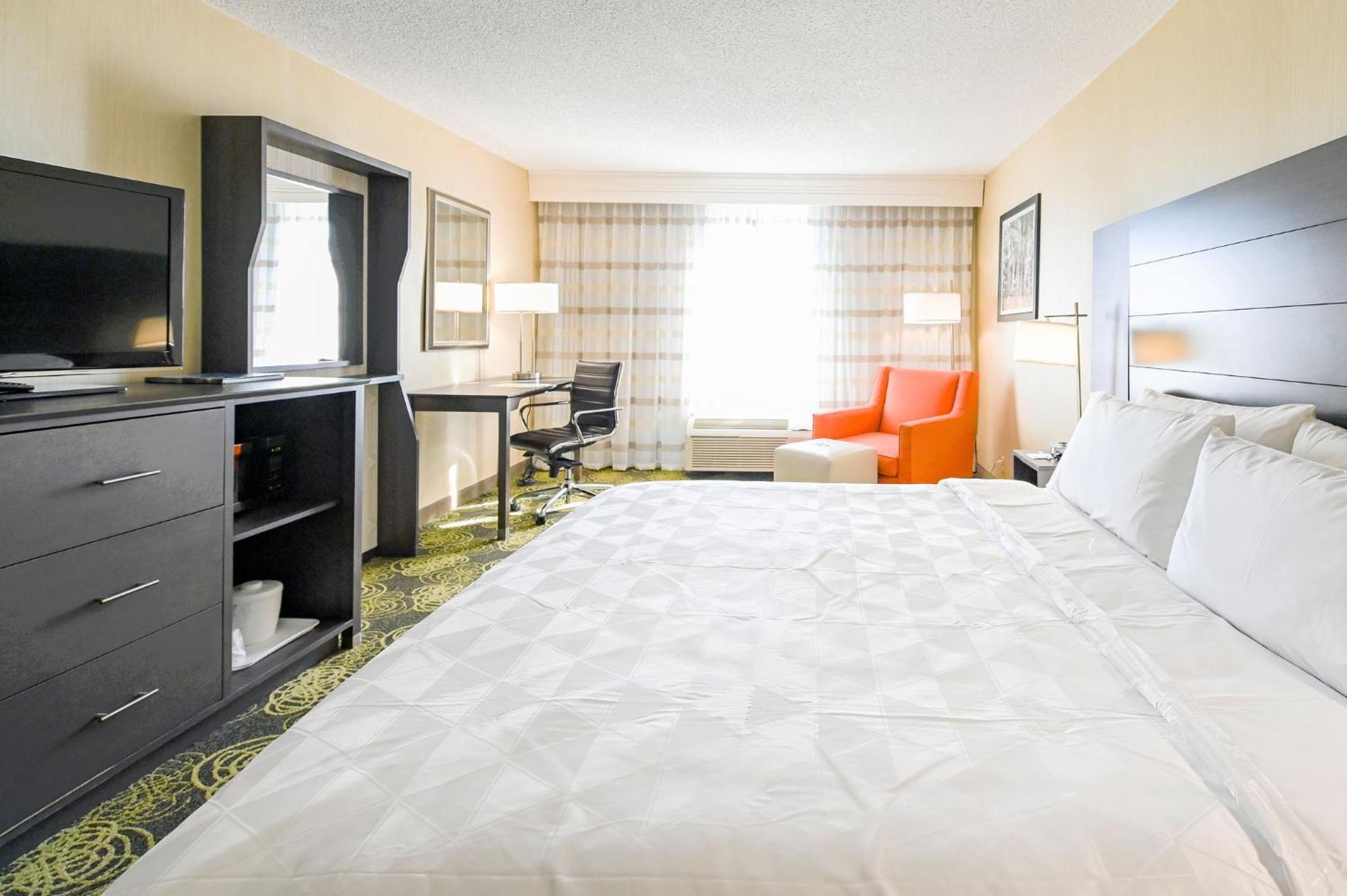 Area By Ihg Hotel 3*